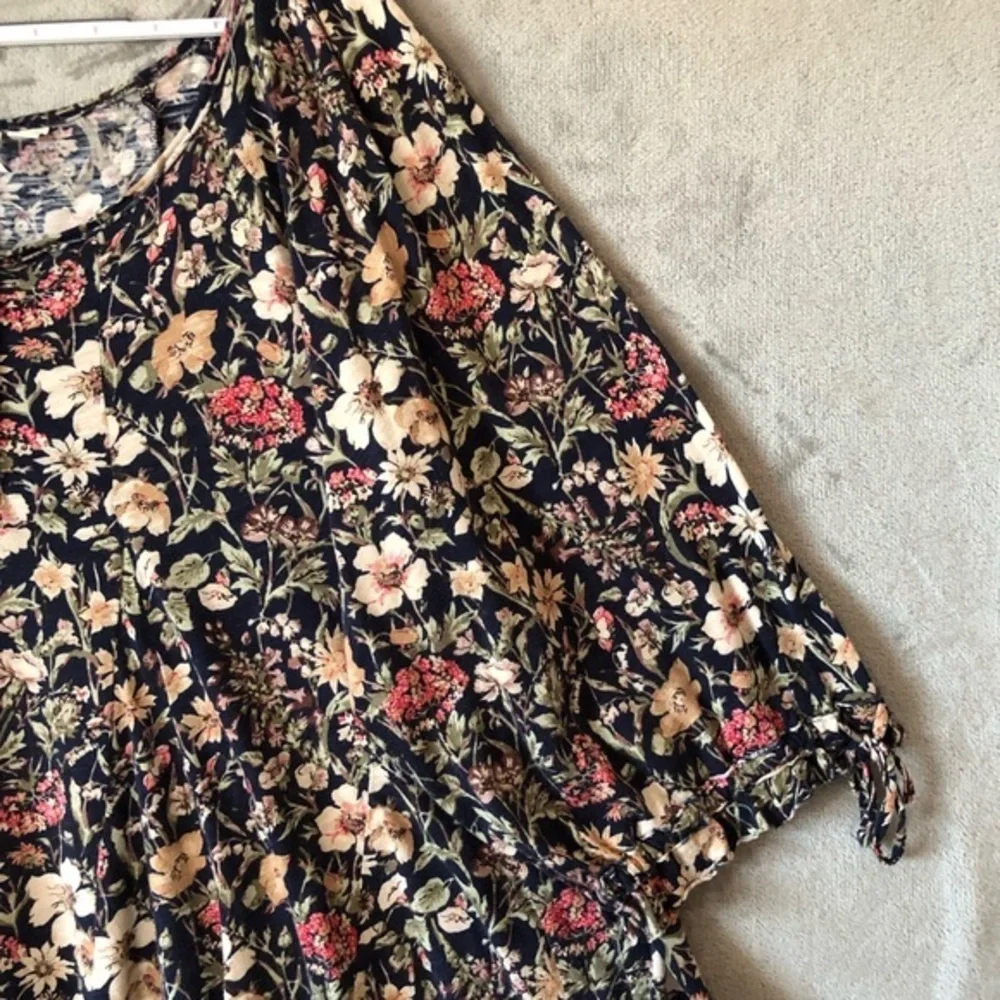 Cato Floral‎ Blouse Size 14/16W Round Neck Casual Everyday